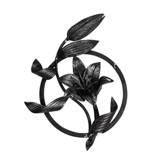 Stahlrosette aus Vierkantstahl 12×12 mm mit Lilienzweig-Dekor